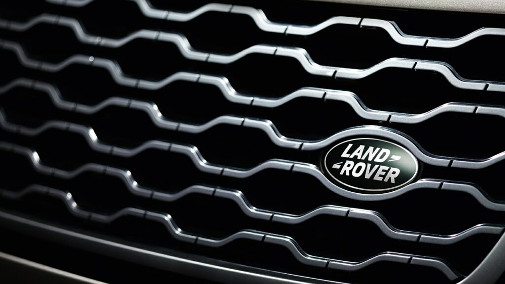 Land Rover Badge